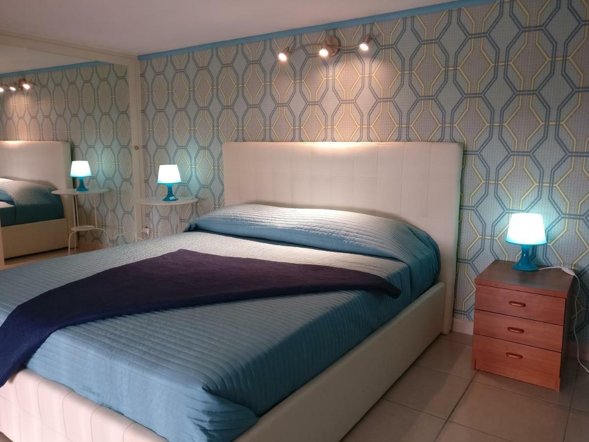 Beb Maryposa Appartment Naples Luaran gambar