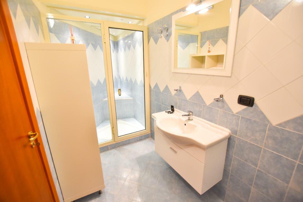 Beb Maryposa Appartment Naples Luaran gambar